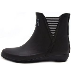 London Fog rain boots, size 6, black